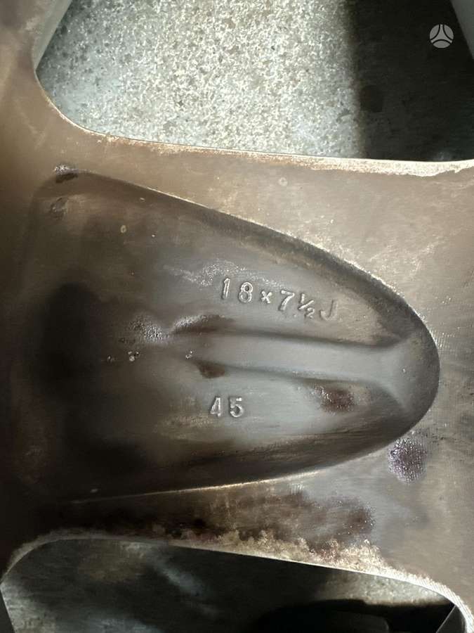 Toyota, lengvojo lydinio, R18