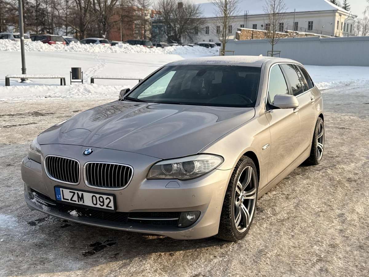 BMW 520, 2.0 l., wagon