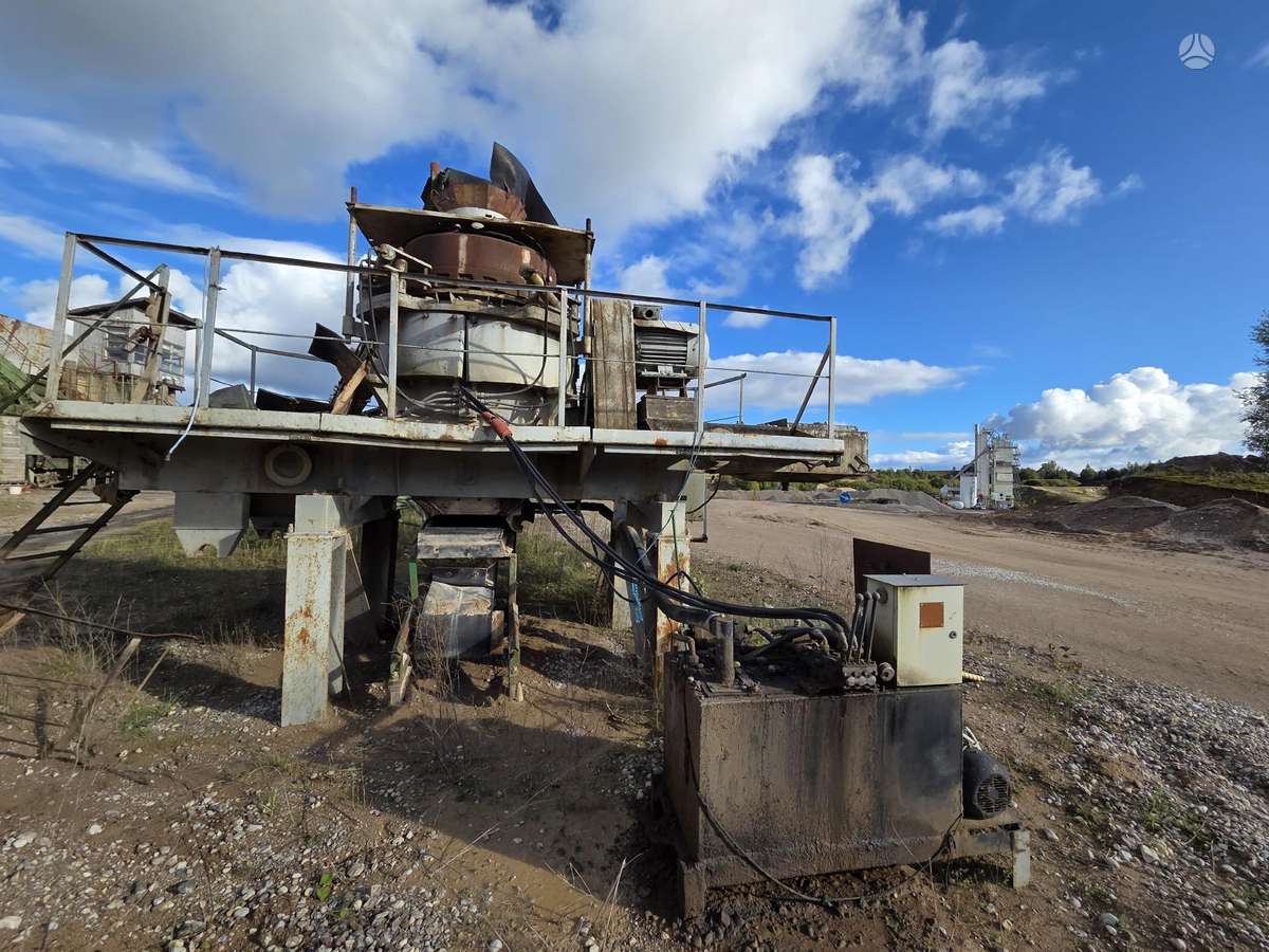 -Kita- SMD-120A, stone crusher