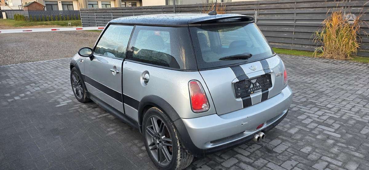 Mini Cooper S, Хэтчбек