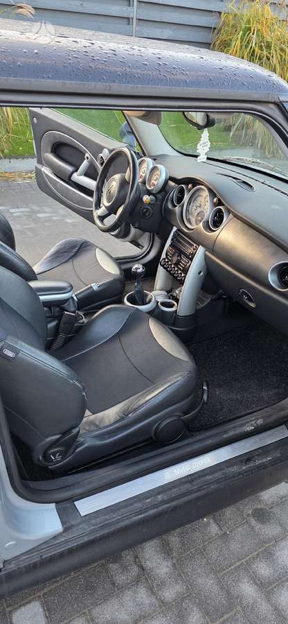 Mini Cooper S, Хэтчбек
