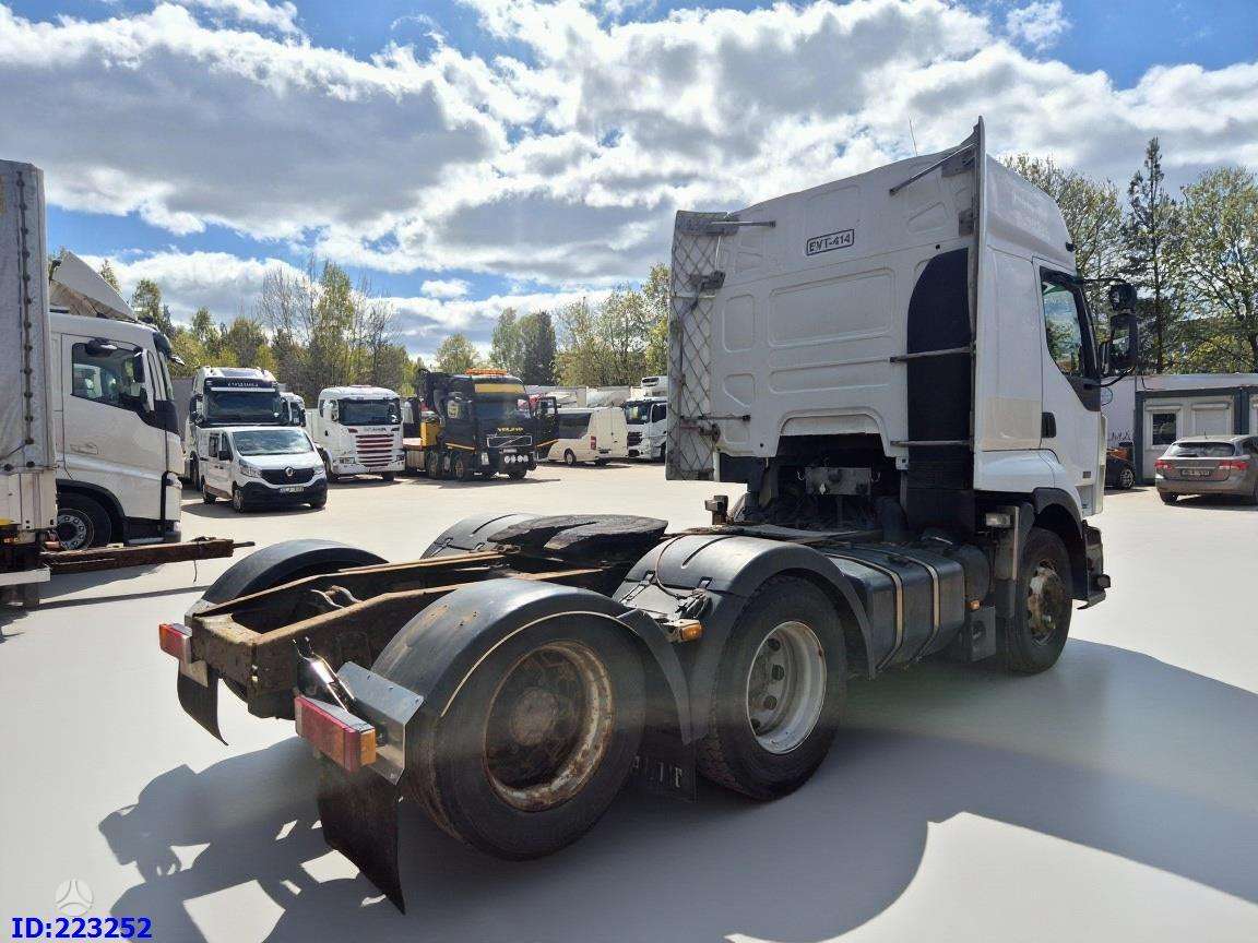 Renault Premium 420 6x2 Manual, single sleeper