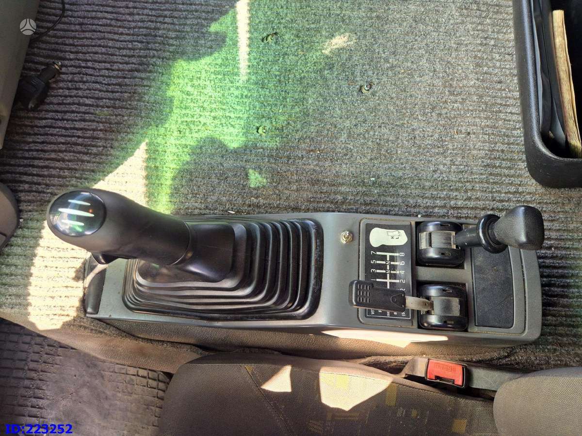 Renault Premium 420 6x2 Manual, single sleeper