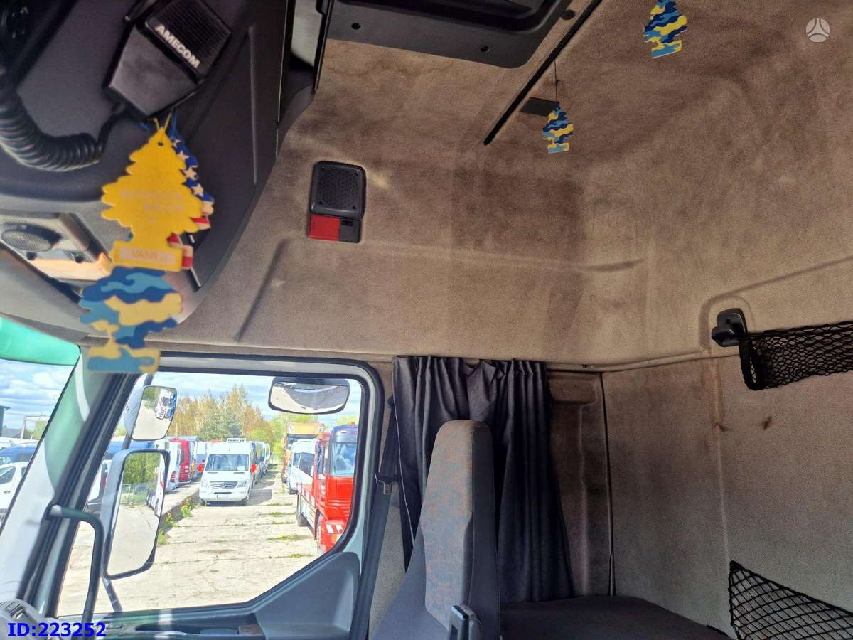 Renault Premium 420 6x2 Manual, single sleeper