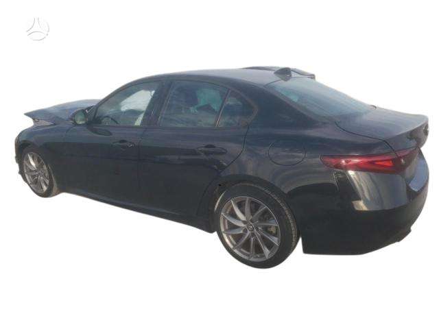 Alfa Romeo Giulia по частям