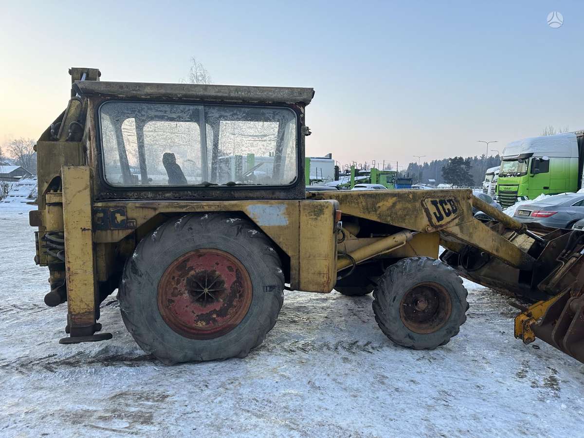 JCB 3C, excavator loader