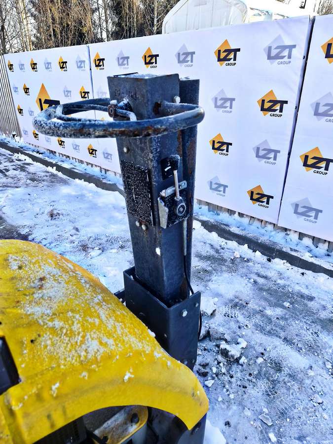Atlas LG504, vibrator / compactor