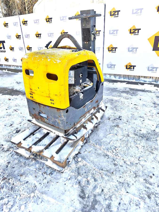 Atlas LG504, vibrator / compactor