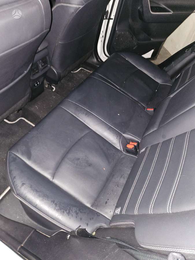 Toyota RAV4 по частям
