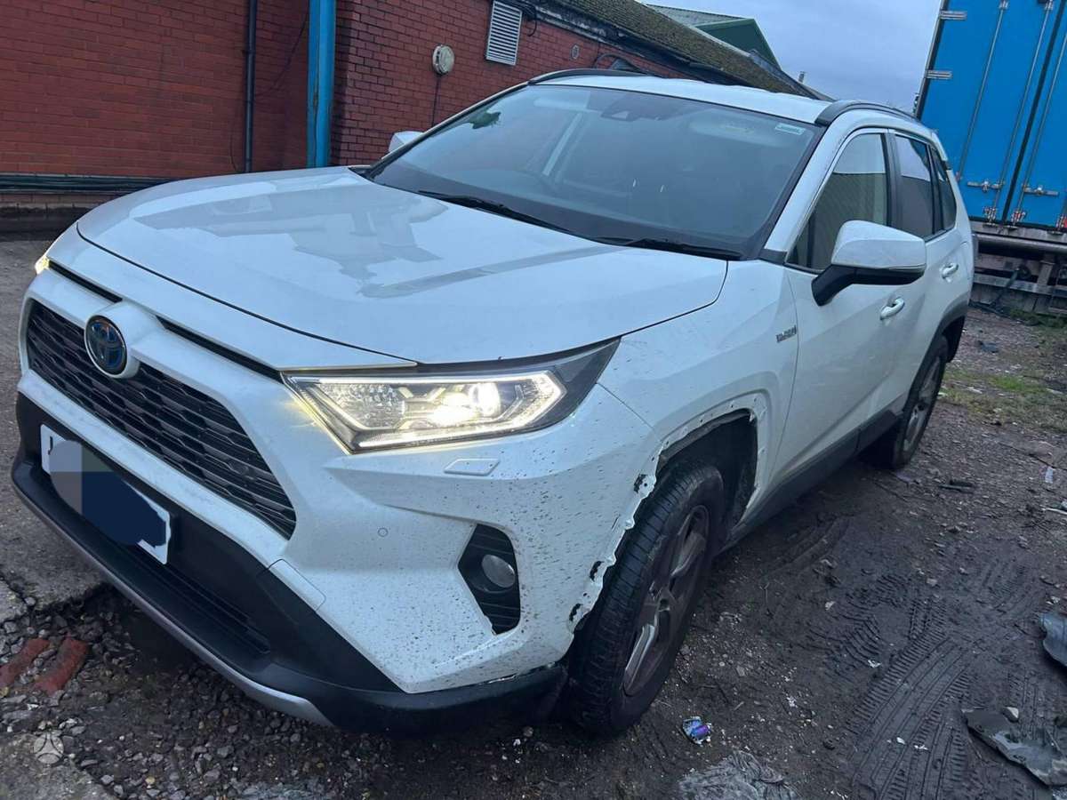 Toyota RAV4 по частям