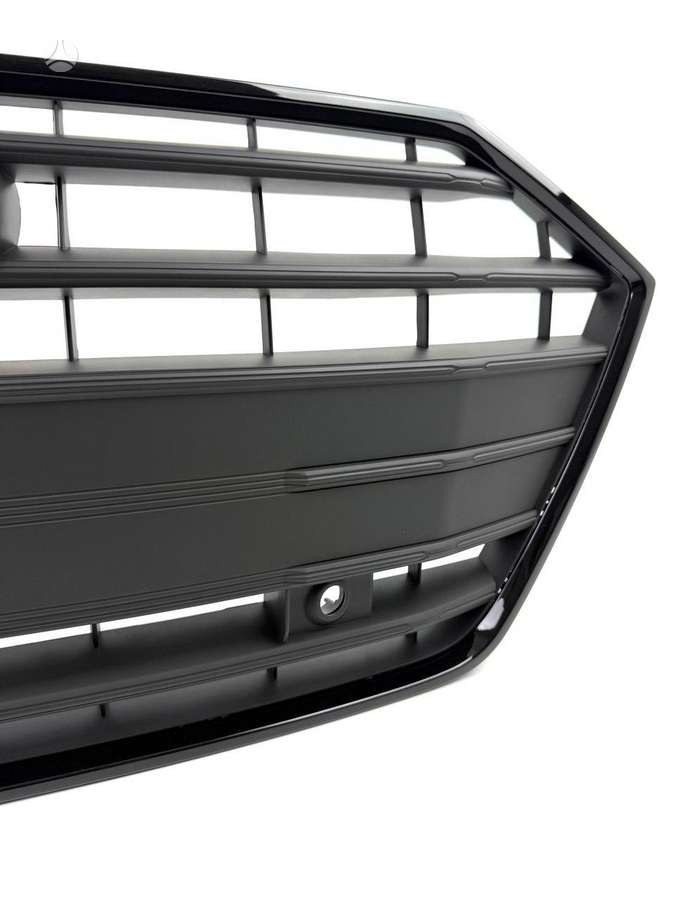 Audi A7 Audi a7 c8 shadow line centrinės bamperio apdailos grotelės