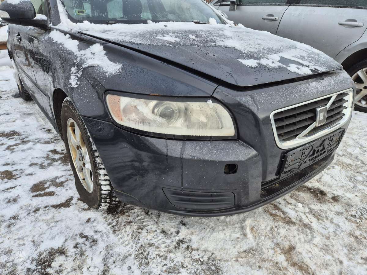 Volvo V50 accessories and consumables