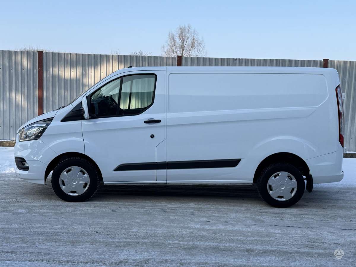 Ford Transit Custom, 2.0 l., cargo van 2