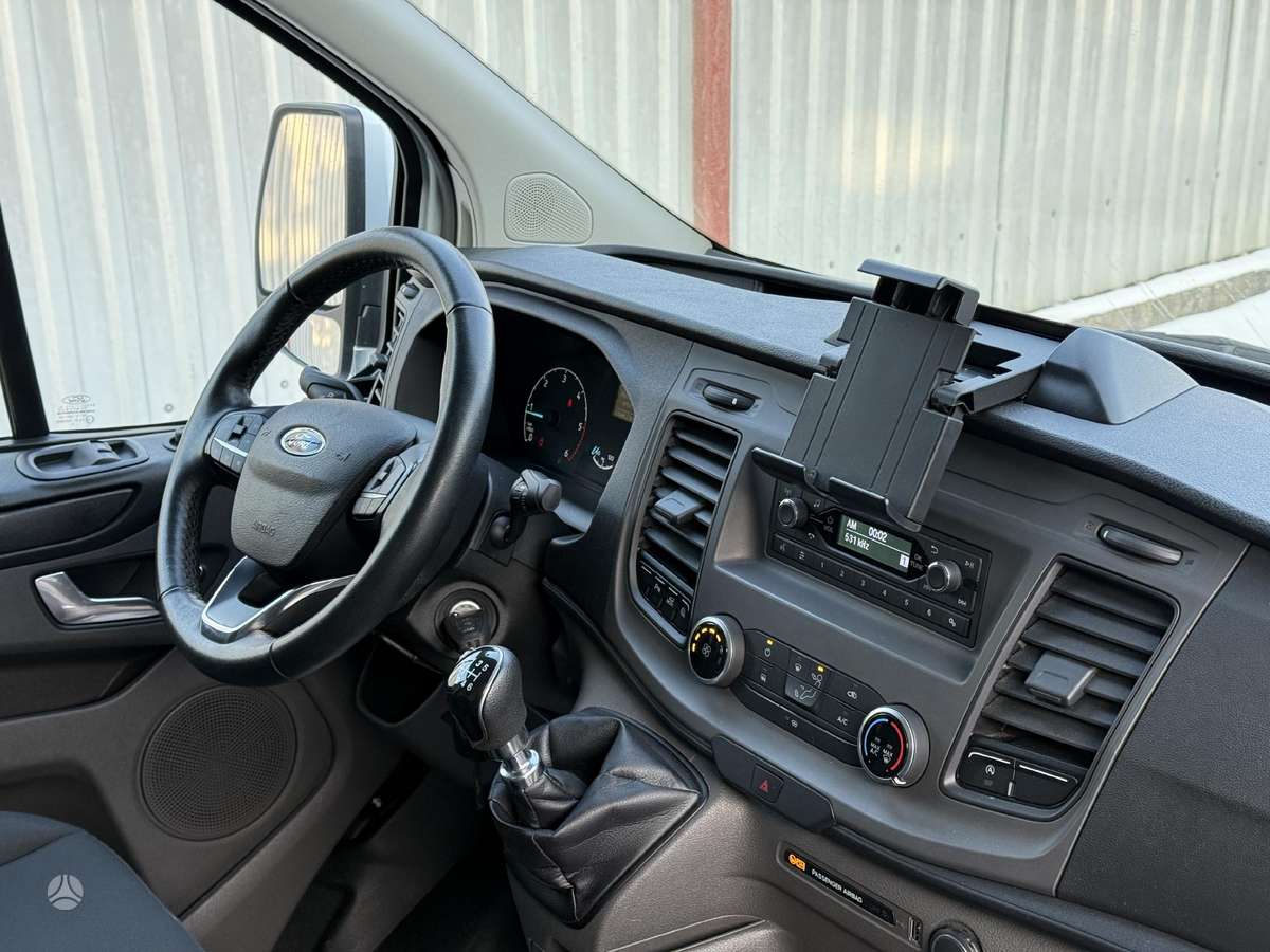 Ford Transit Custom, 2.0 l., cargo van 10