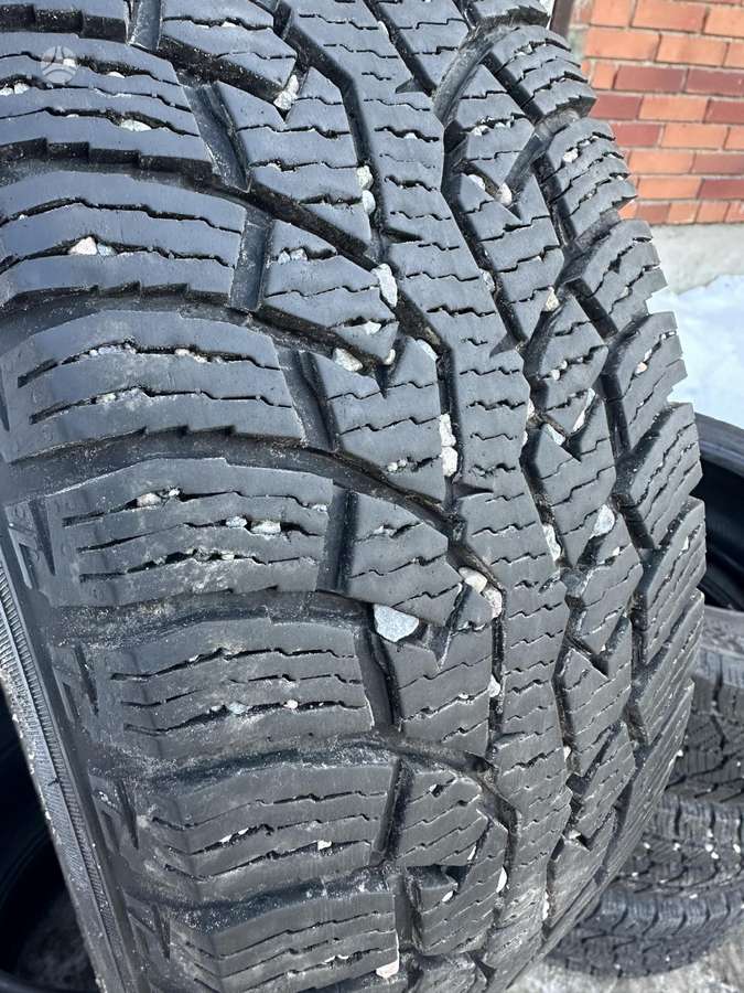 Nokian, winter 215/65 R16