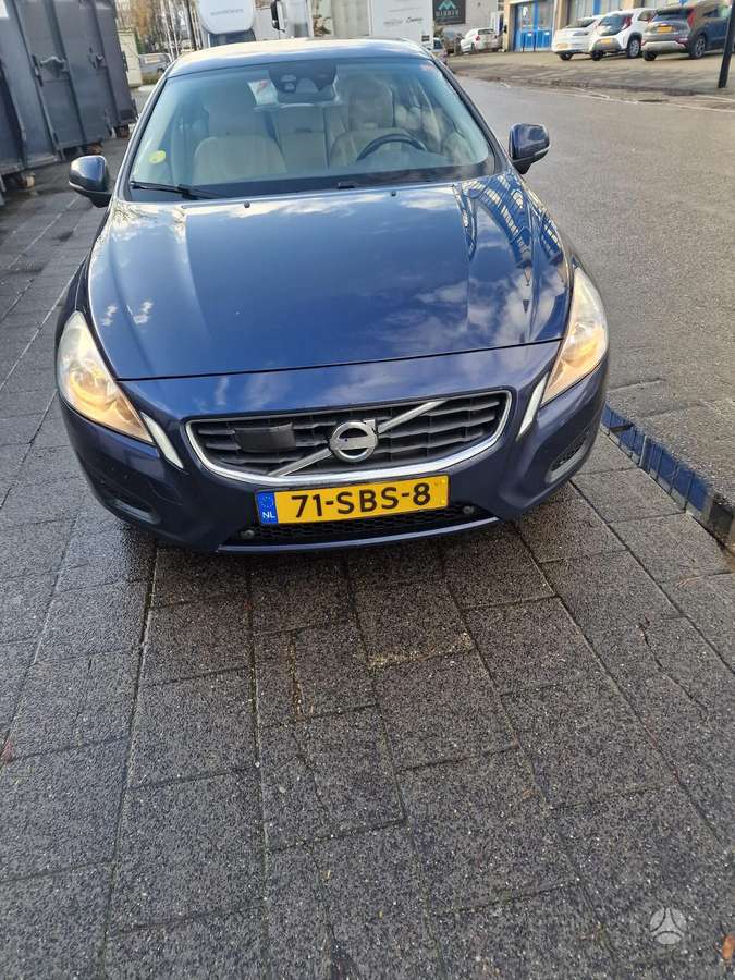 Volvo V60, D5204T, rezerves daļās