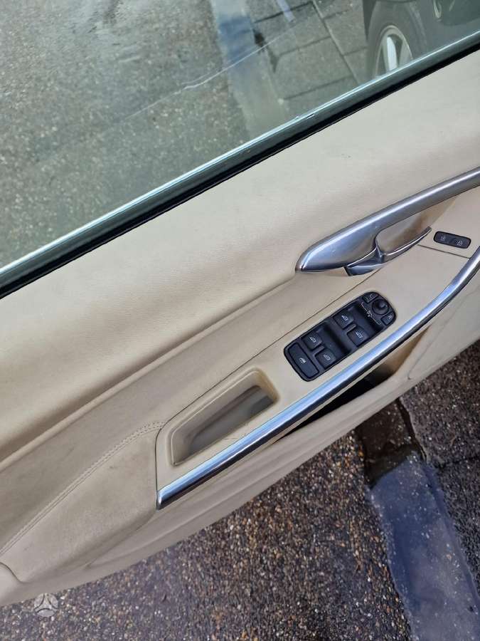 Volvo V60, D5204T, rezerves daļās