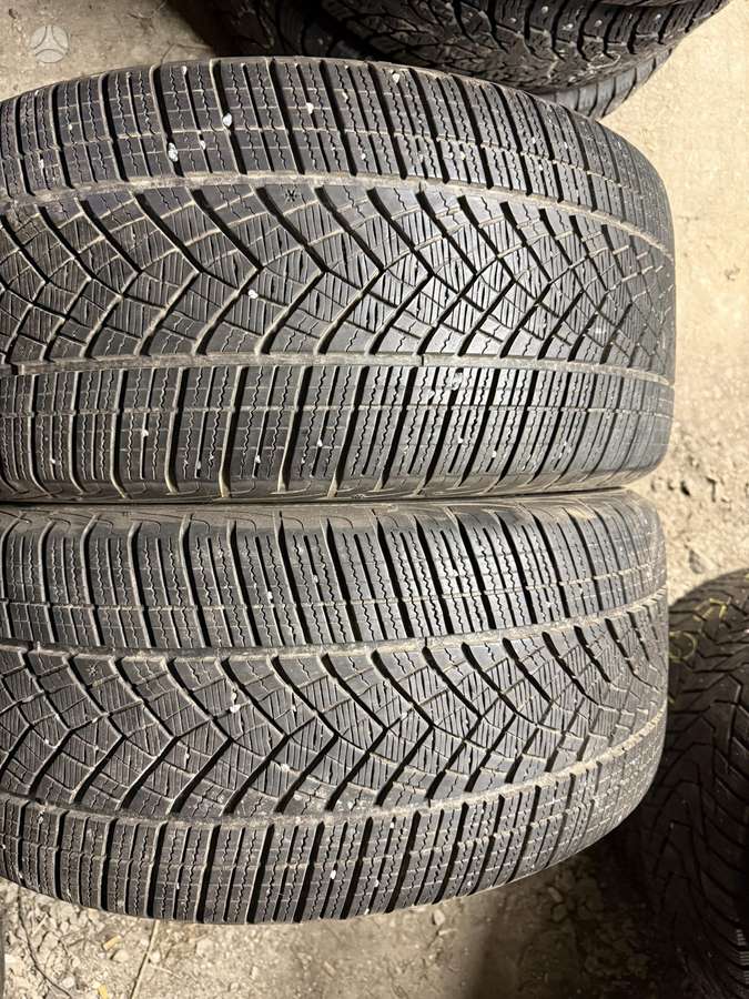 Goodyear, all-season 285/45 R20