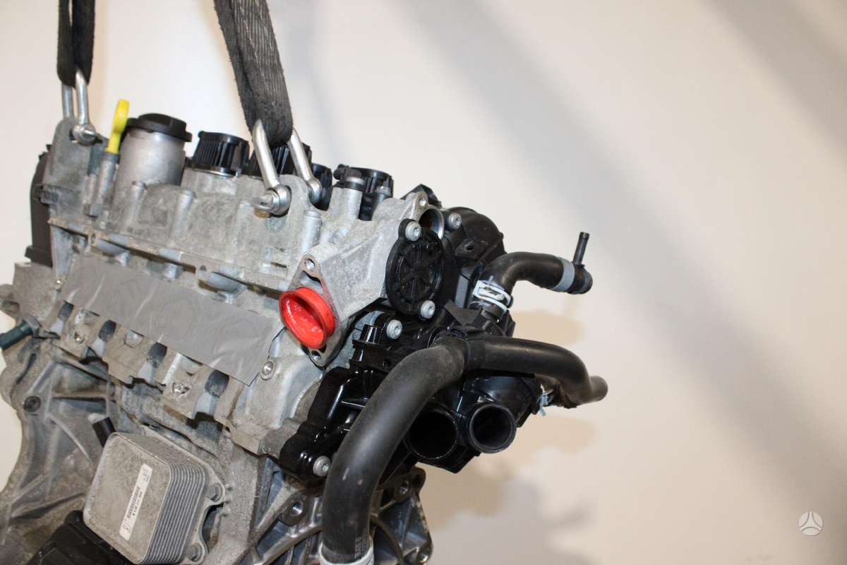 Volkswagen Golf, CPT, engine