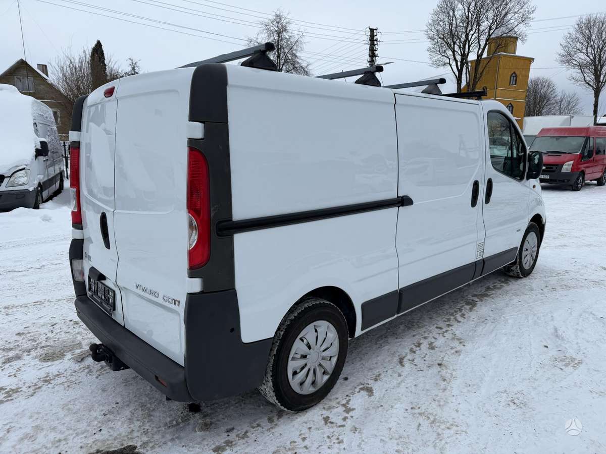 Opel Vivaro, 2.0 l., cargo van 5