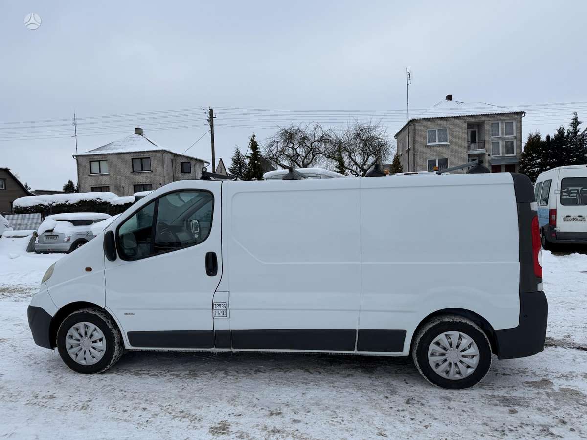 Opel Vivaro, 2.0 l., cargo van 8