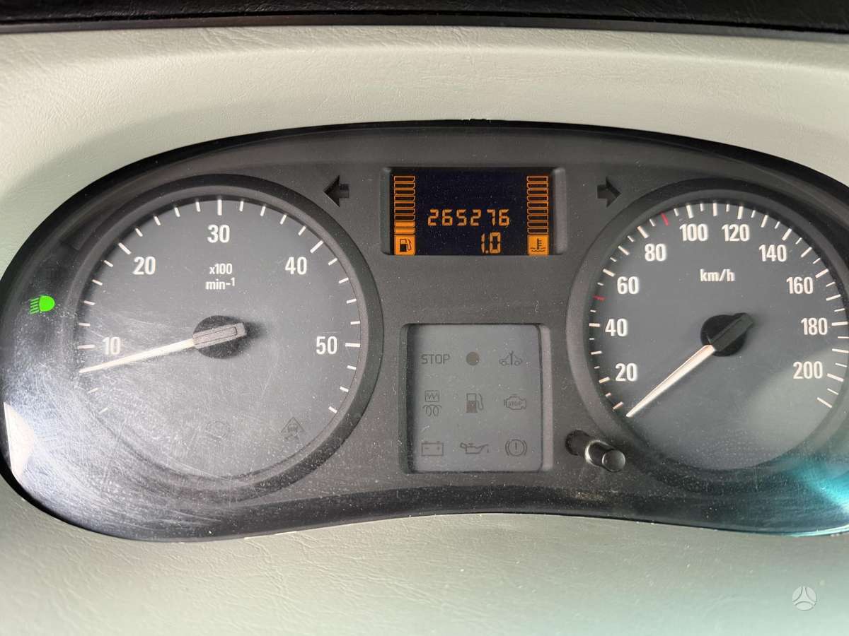 Opel Vivaro, 2.0 l., cargo van 11