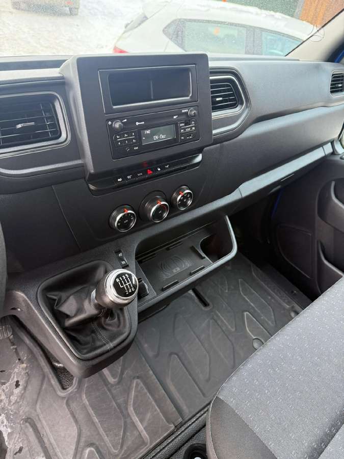 Opel Movano, 2.3 l., cargo van 11