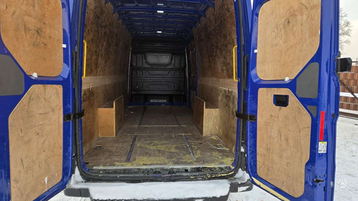 MAN TGE, 2.0 l., cargo van 12