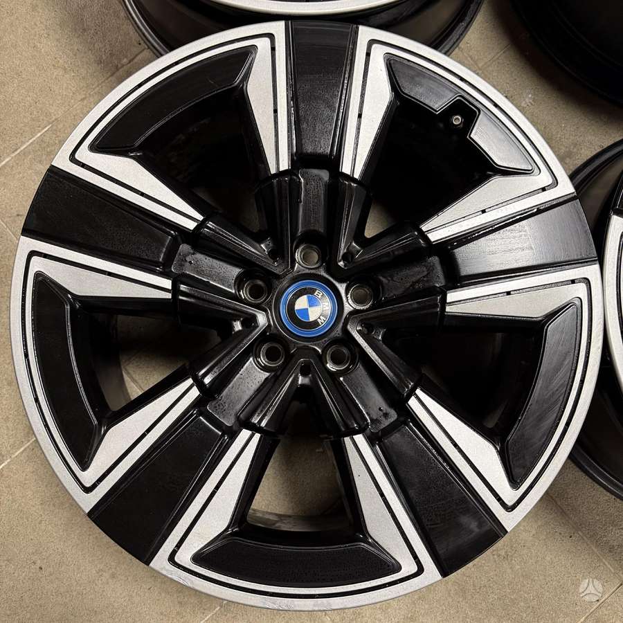 BMW IX3, light alloy, R19
