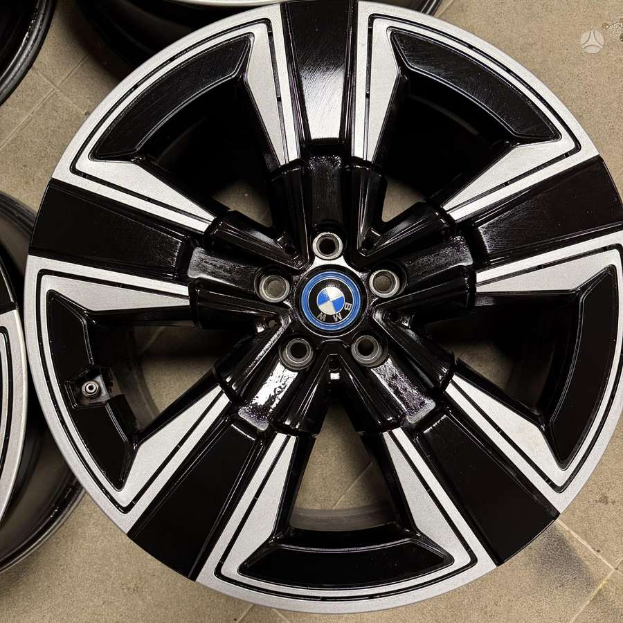 BMW IX3, light alloy, R19