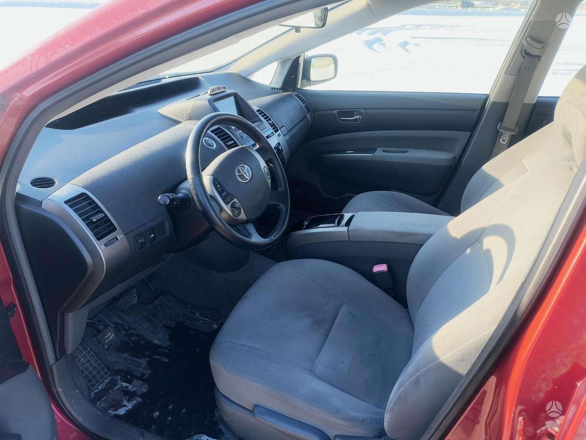 Toyota Prius, 1.5 l., hatchback