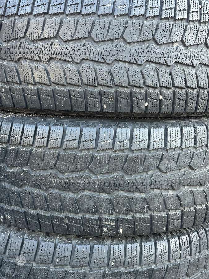 Toyo, žieminės 285/70 R17