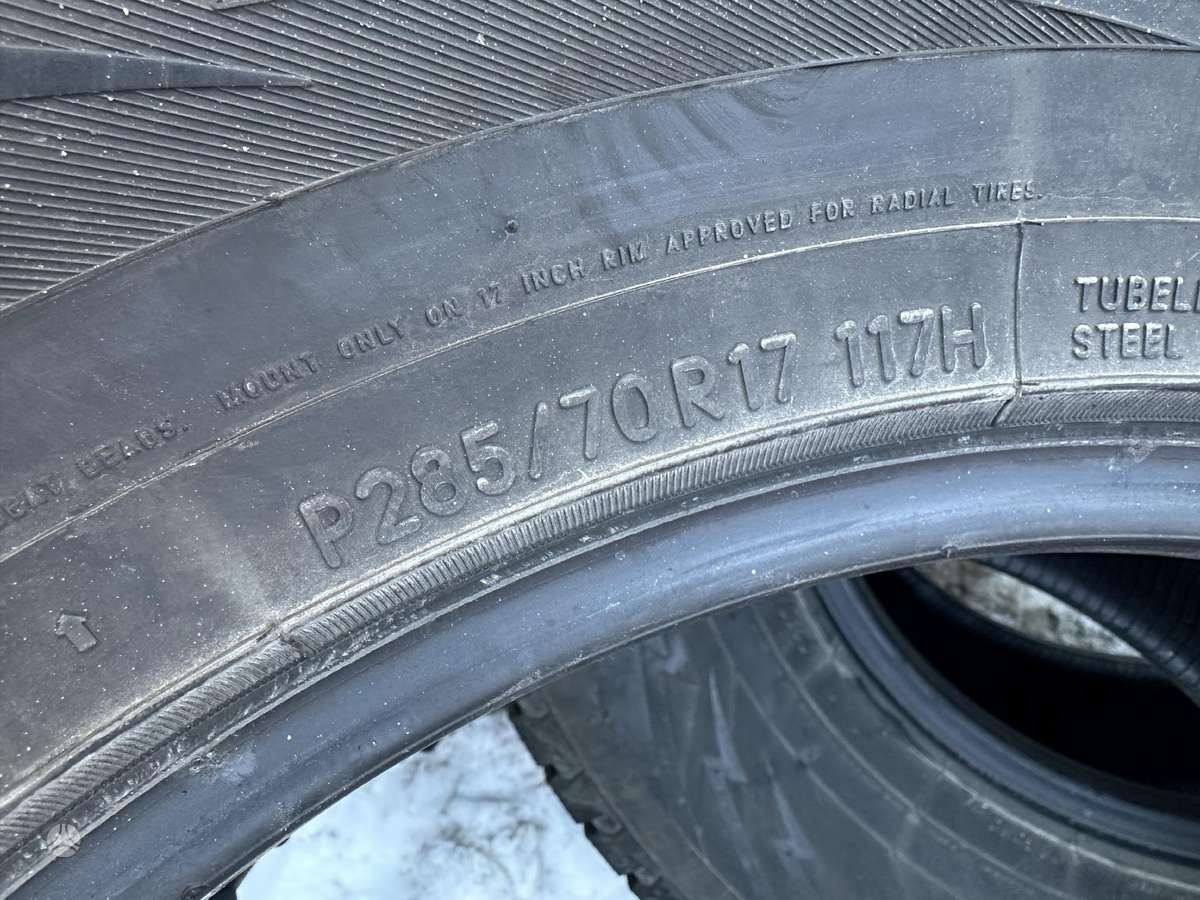 Toyo, žieminės 285/70 R17