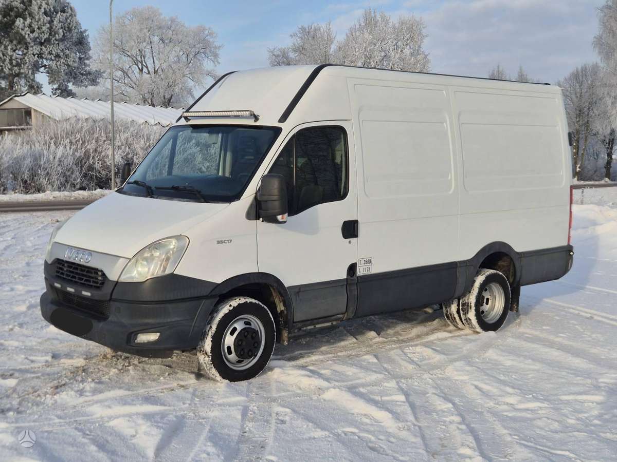 Iveco Daily, 3.0 l., cargo van