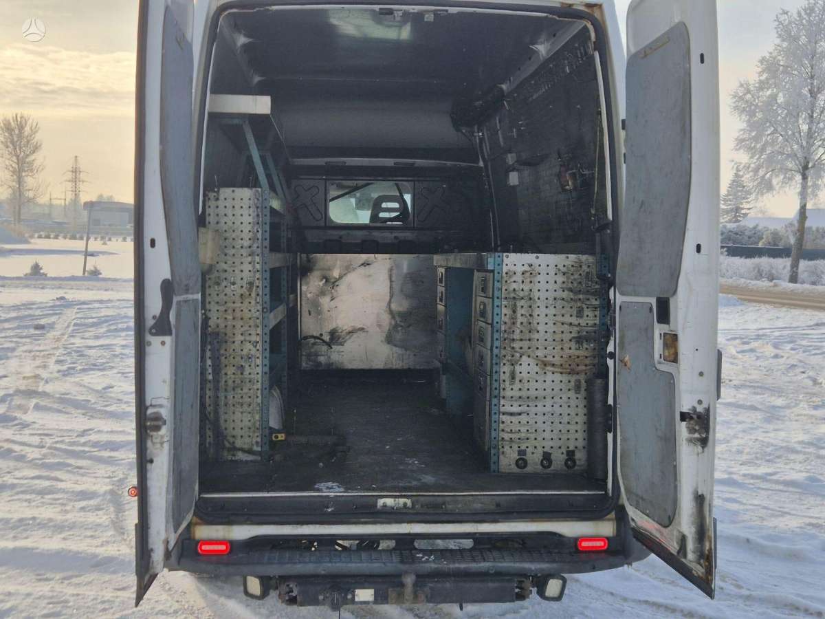 Iveco Daily, 3.0 l., cargo van 6