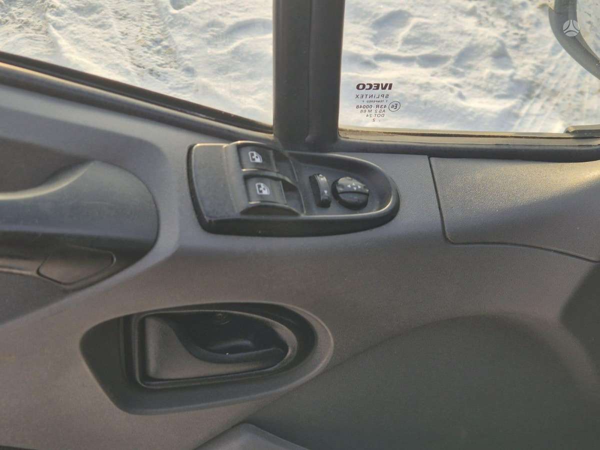 Iveco Daily, 3.0 l., cargo van 10