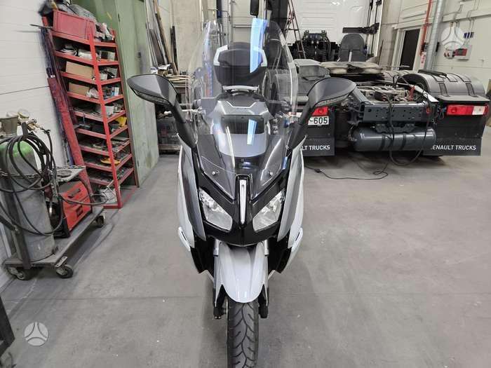 BMW CE 04, scooters / mopeds