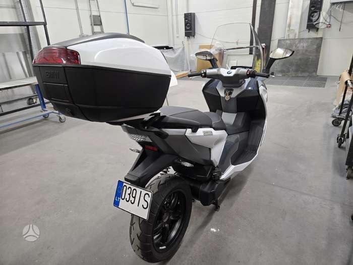 BMW CE 04, scooters / mopeds