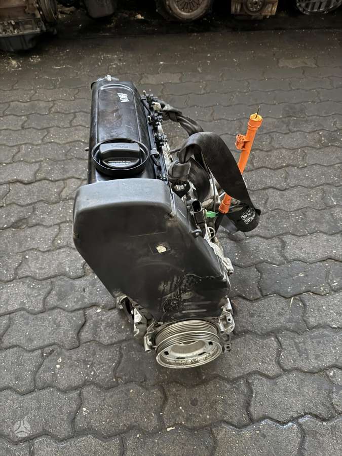 Volkswagen Passat, ARM, двигатель