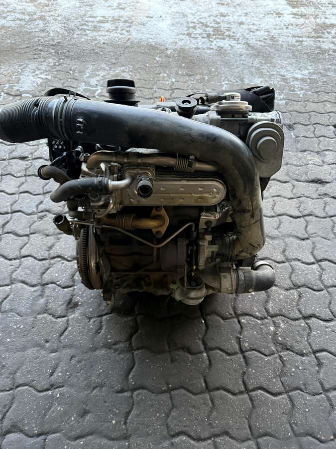 Volkswagen Golf, BXF, engine