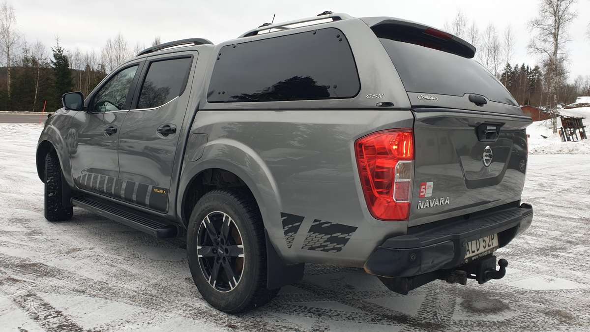 Nissan Navara, 2.3 l., pick-up 8