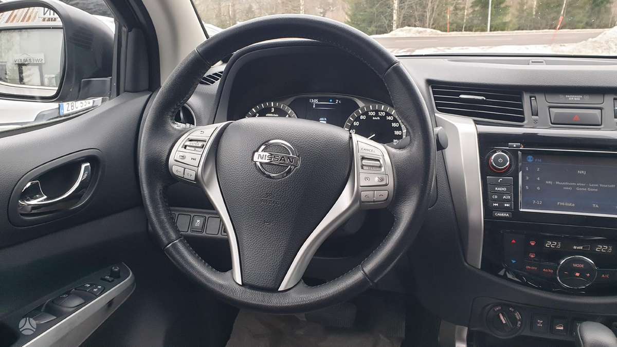Nissan Navara, 2.3 l., pick-up 10
