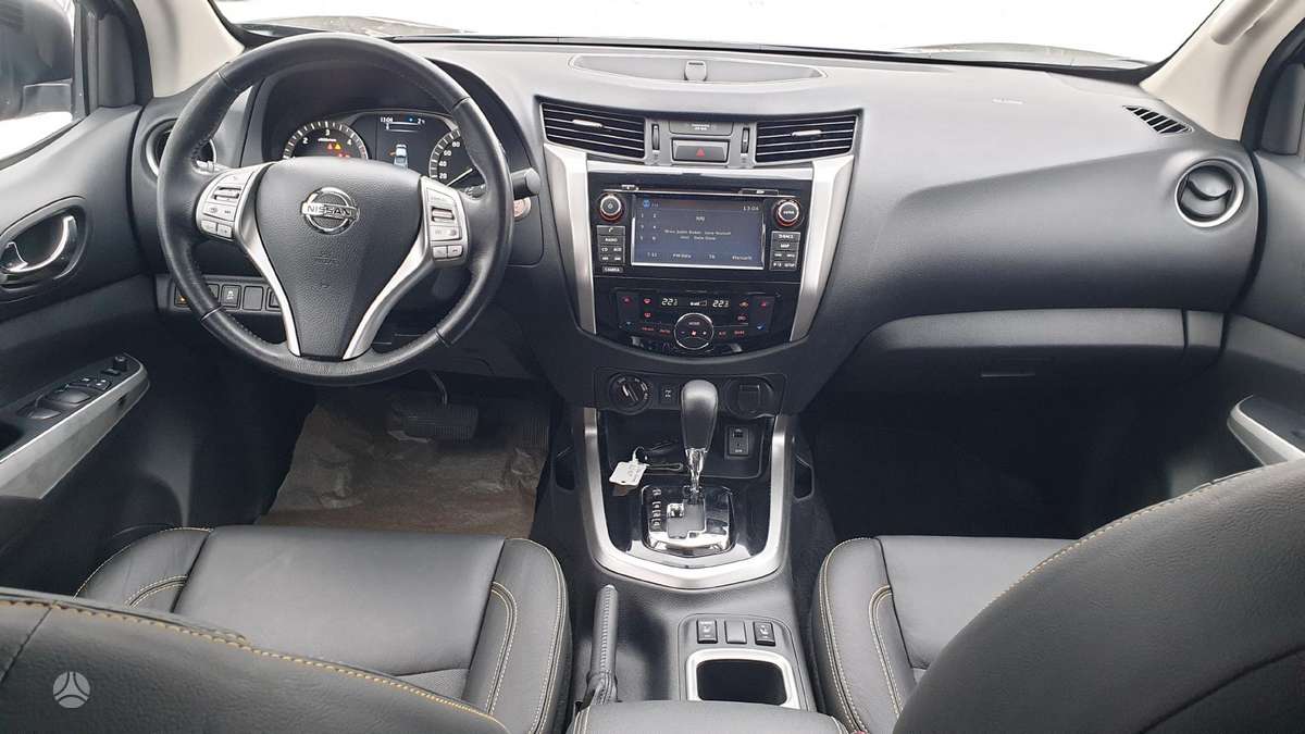 Nissan Navara, 2.3 l., pick-up 9