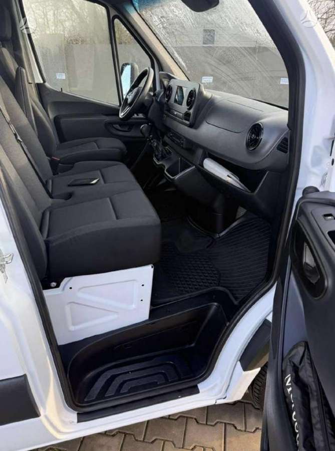 Mercedes-Benz Sprinter, 2.0 l., cargo van 12