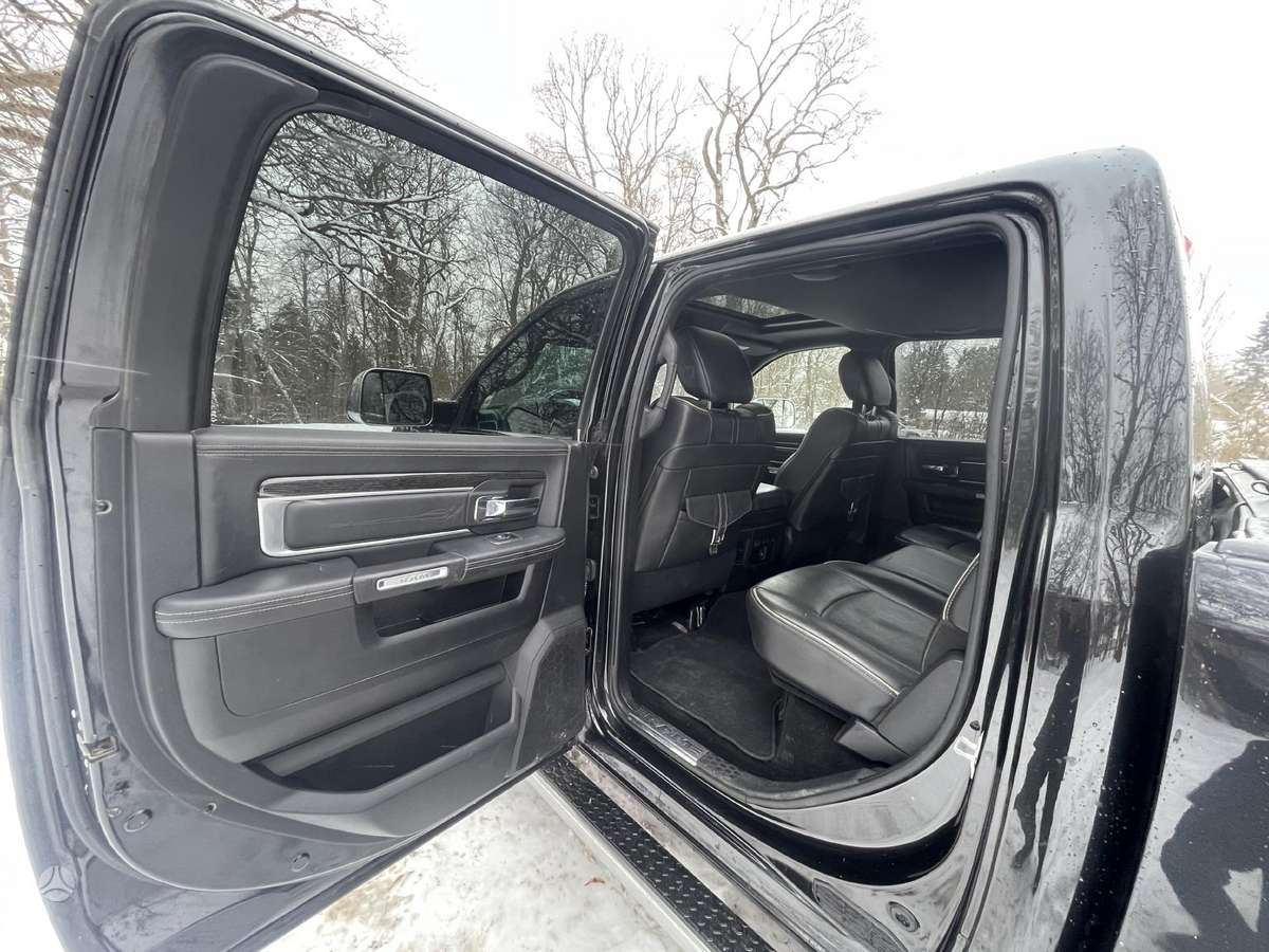Dodge Ram, 5.7 l., pick-up 11