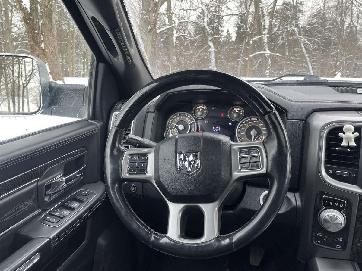 Dodge Ram, 5.7 l., pick-up 9