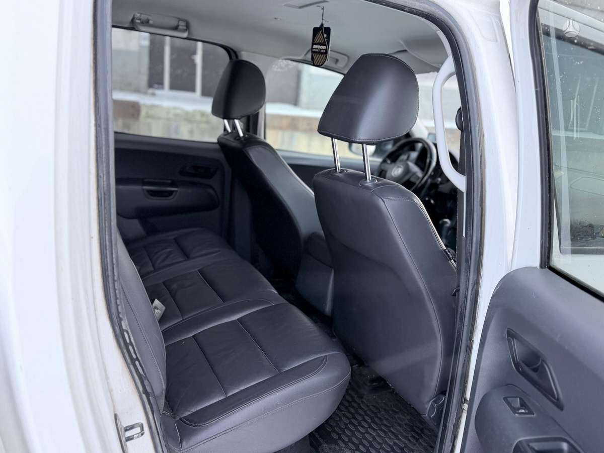 Volkswagen Amarok, 2.0 l., pick-up 8