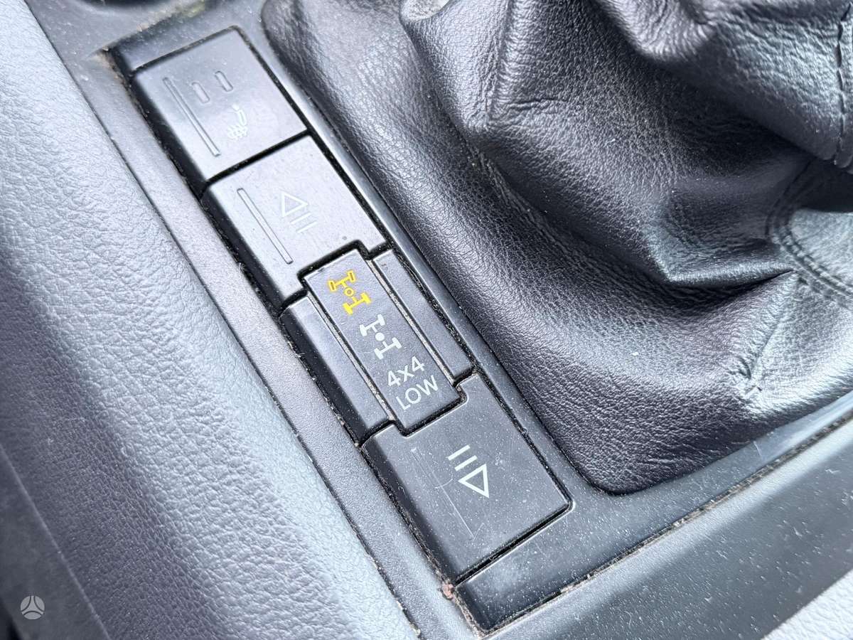 Volkswagen Amarok, 2.0 l., pick-up 10