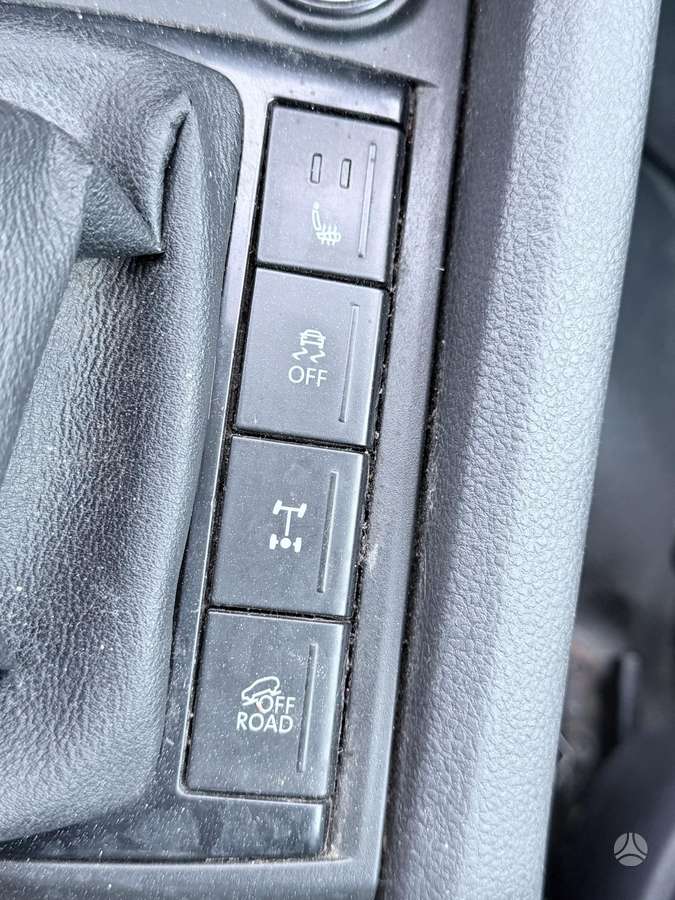 Volkswagen Amarok, 2.0 l., pick-up 11