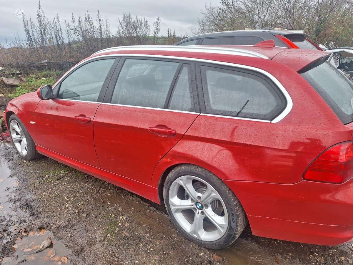 BMW 320 dalimis. N47d20c 135kw